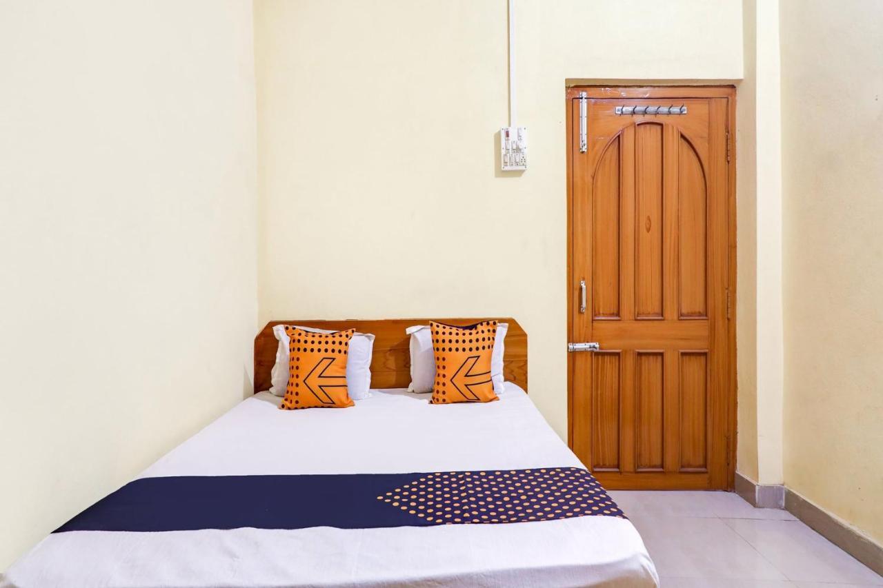 Hotel O Shivaye Rest House Деогарх Экстерьер фото